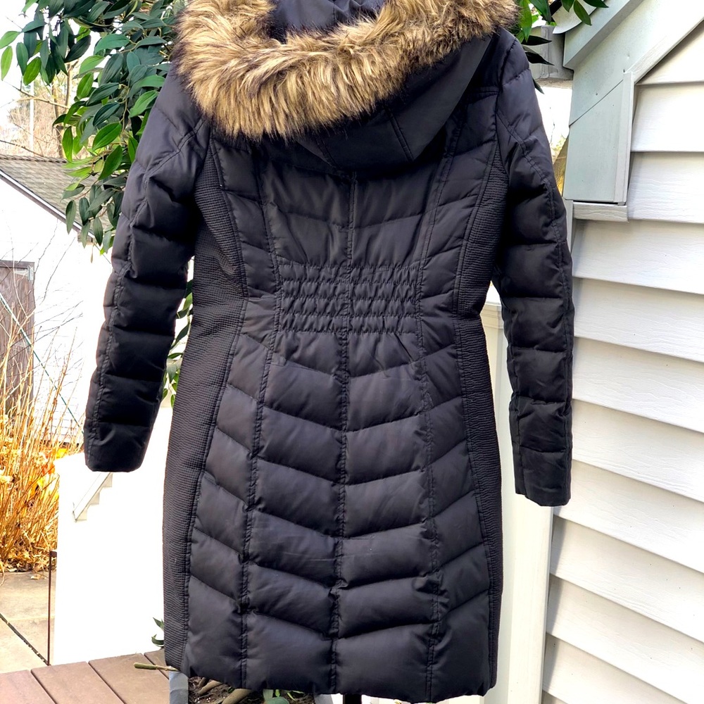 MICHAEL Michael Kors Puffer Coat - Picture 2 of 16